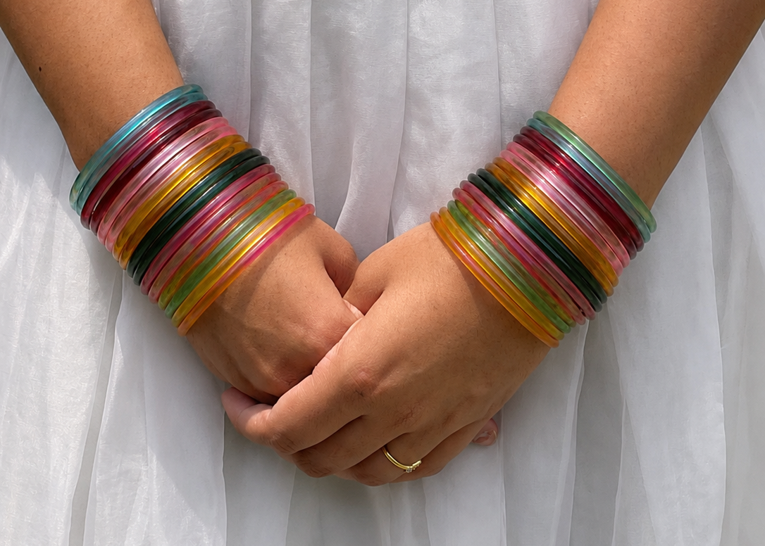 Gloss bangles